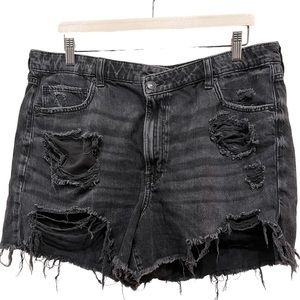 American Eagle Size 18 Distressed Shorts Black Pre-loved